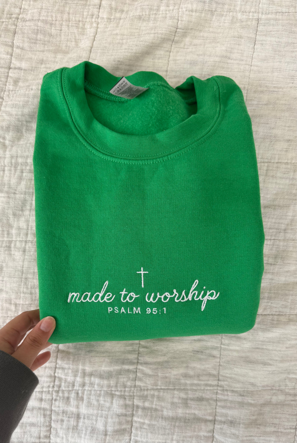 Made to Worship | embroidery sweatshirt